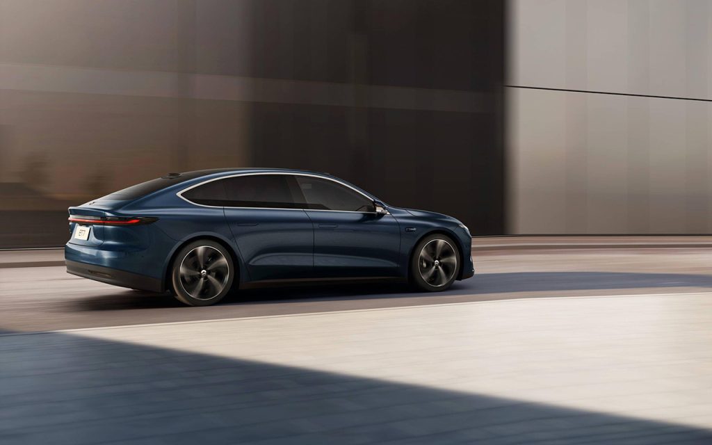 NIO ET7